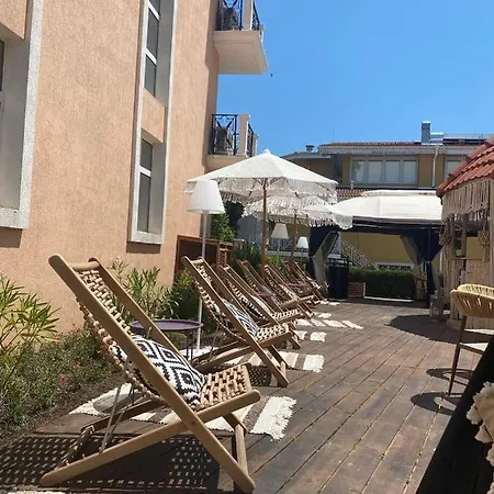 Hacienda Complex- Nicoleta سوزوبول