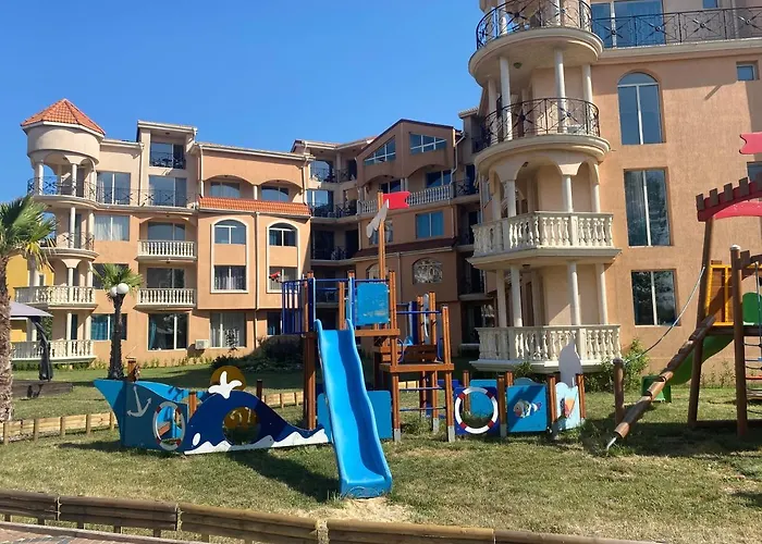 Апартамент Hacienda Complex- Nicoleta