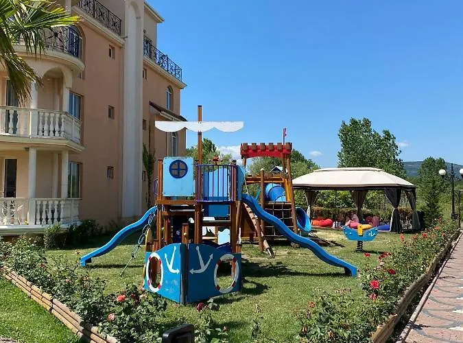 Hacienda Complex- Nicoleta * Созопол